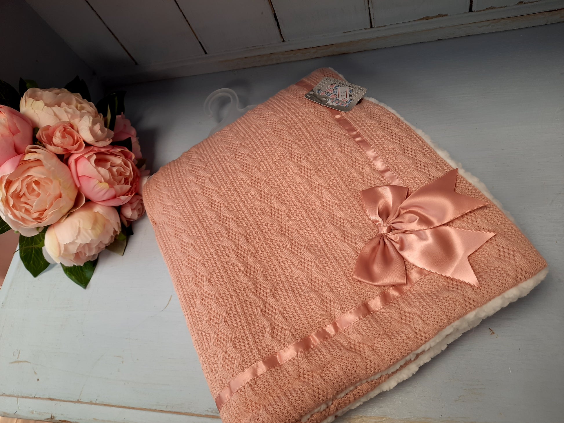 “Angel” Cable Knit Blanket with Bow - Hetty's Baby Boutique