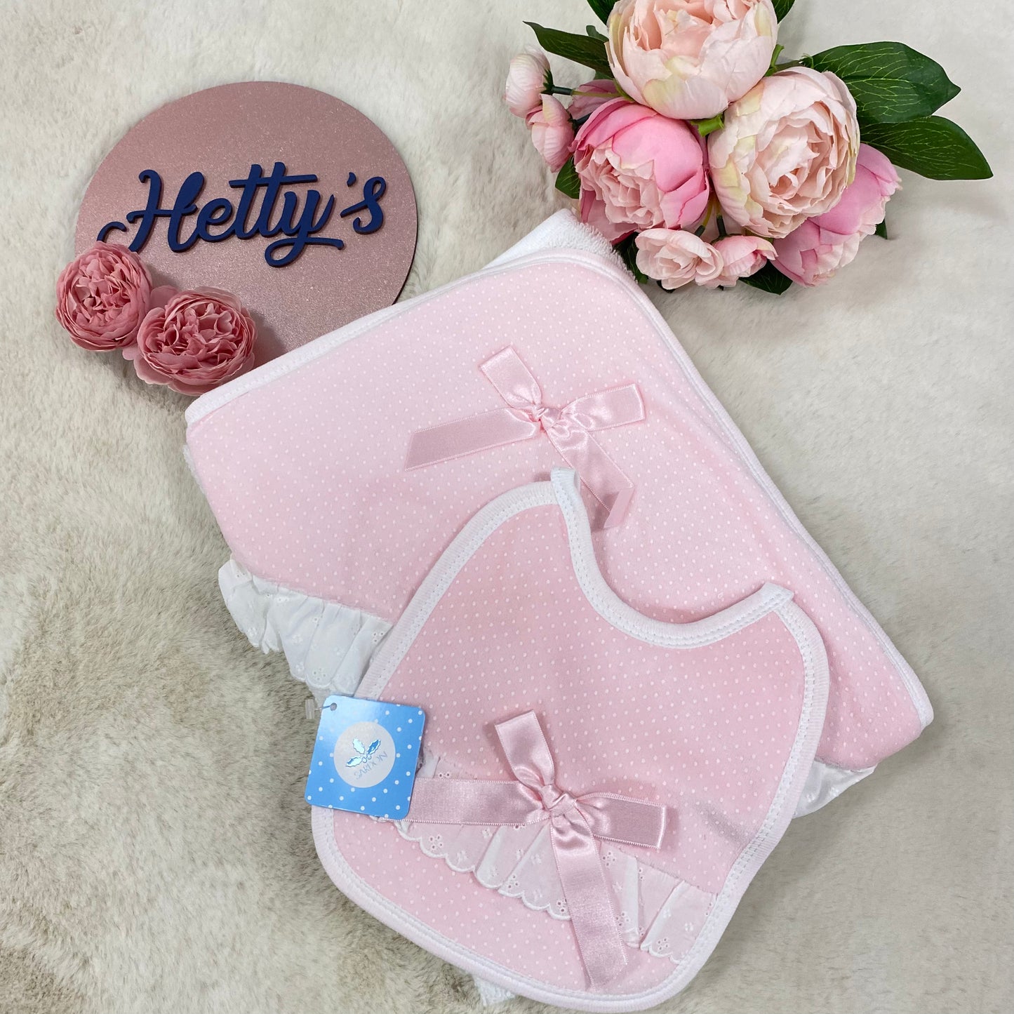 Sardon Towel & Bib Set
