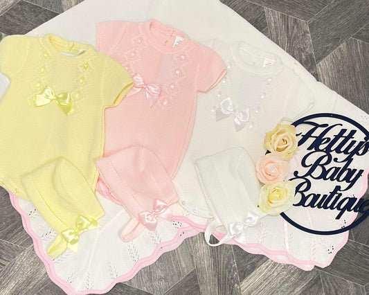 Girls romper with bow and hat