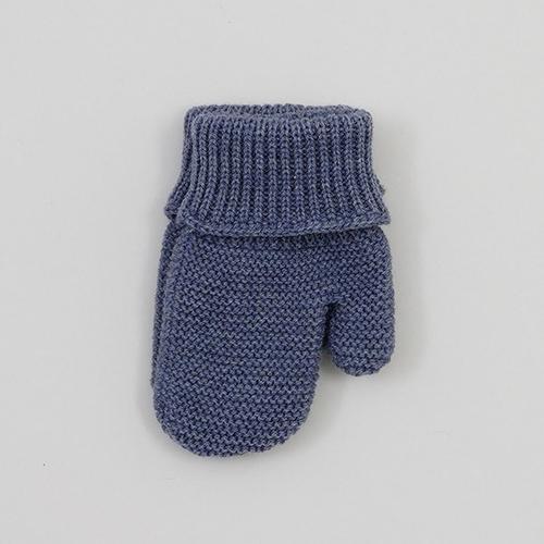 Pangasa Spanish Matching Mittens