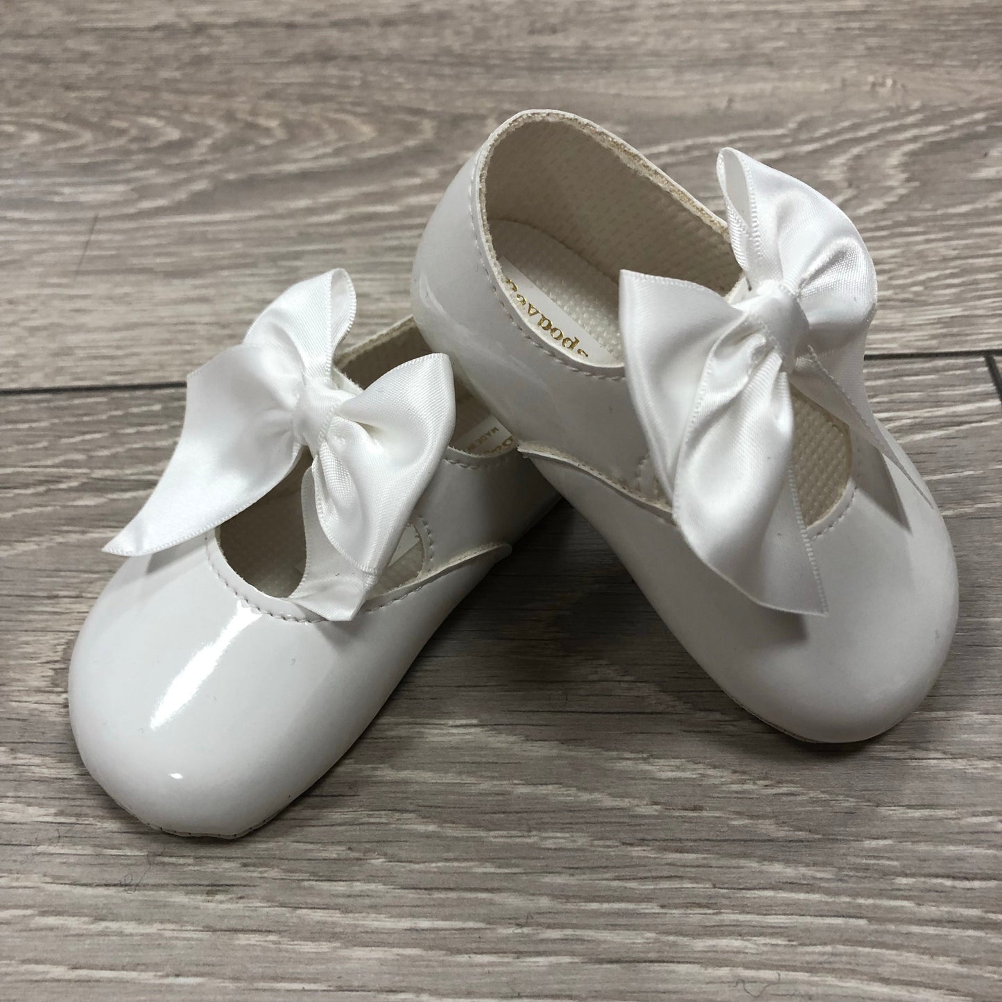 "Amelia" Soft Sole Bow Shoes - Hetty's Baby Boutique